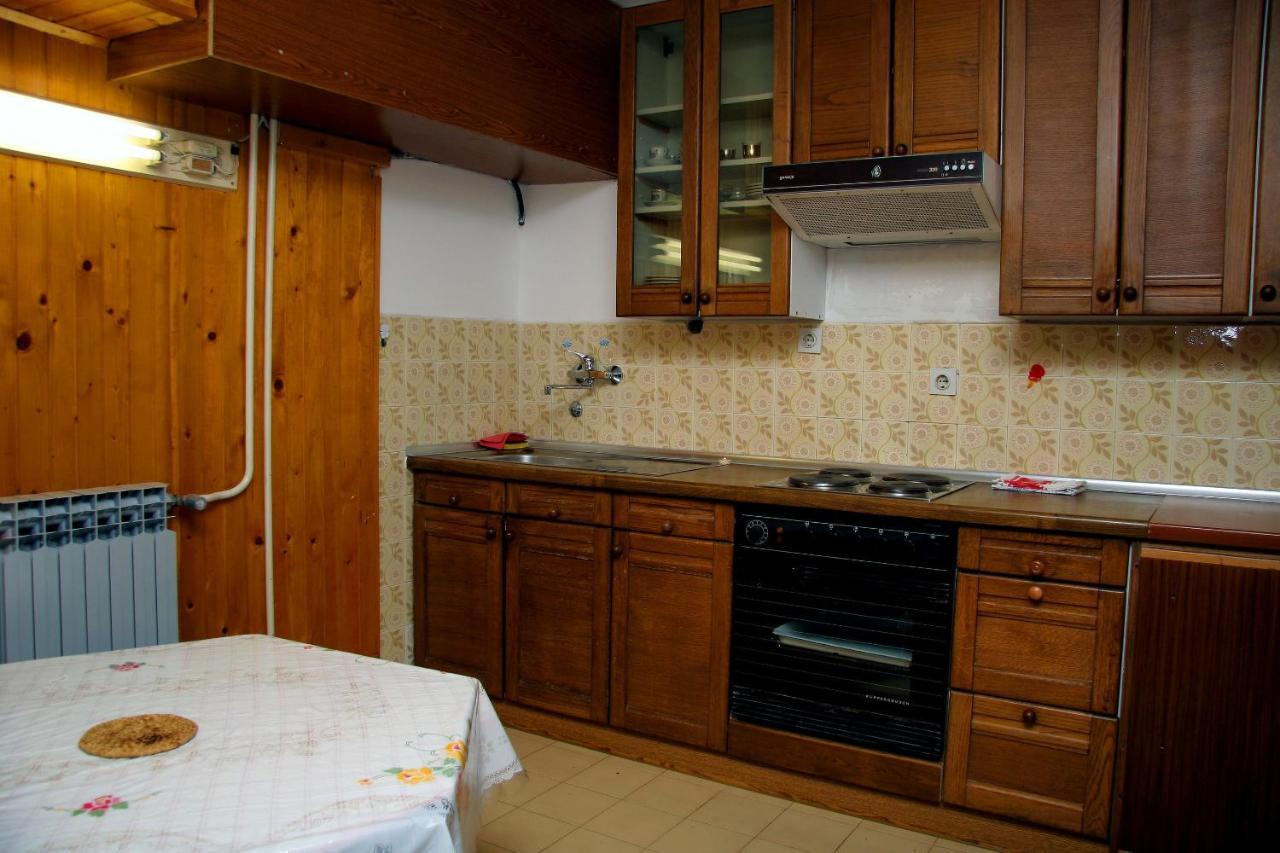 Apartments Valerija Supetar Exterior foto